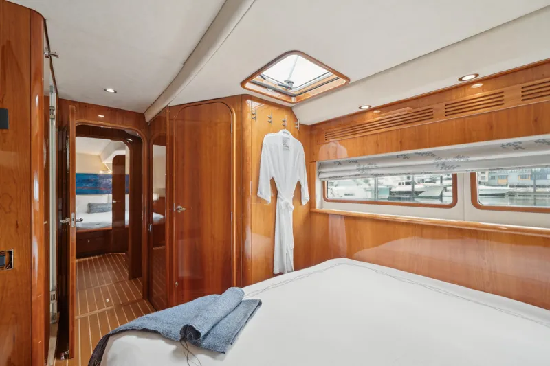 Slide: The Image of Privilege 745 2008 - 82