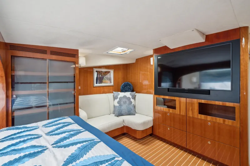 Slide: The Image of Privilege 745 2008 - 97