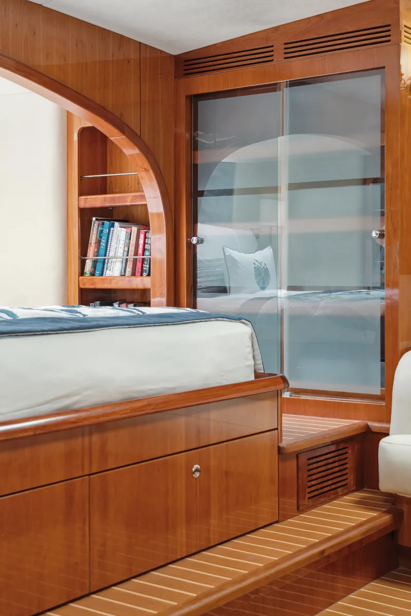 Slide: The Image of Privilege 745 2008 - 99