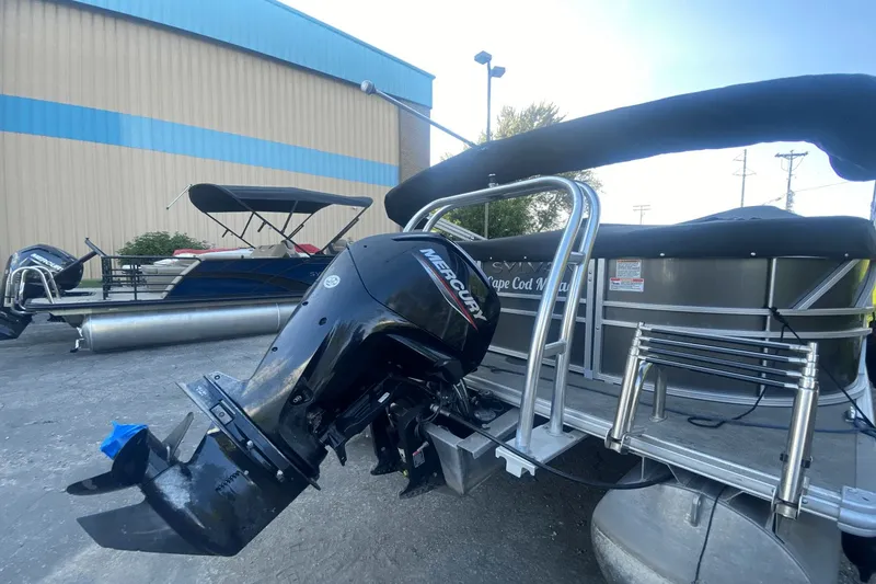 Slide: The Image of Sylvan Mirage 8520 LZ 2021 - 11