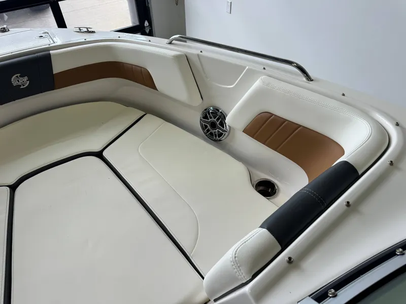 Slide: The Image of Chaparral 23 Surf 2023 - 17