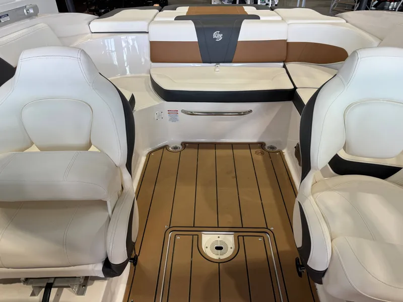 Slide: The Image of Chaparral 23 Surf 2023 - 21