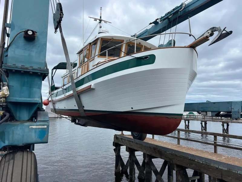 Slide: The Image of Sundowner Tug Pilothouse 1984 - 78