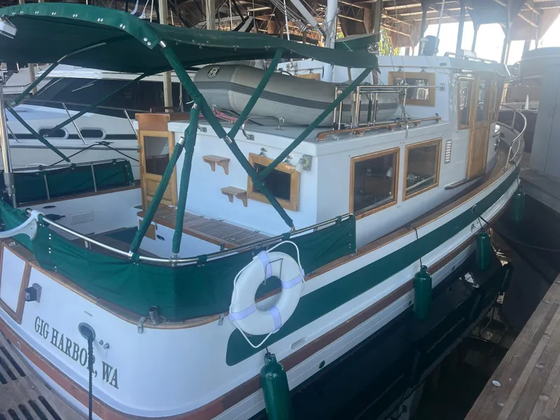 Slide: The Image of Sundowner Tug Pilothouse 1984 - 79