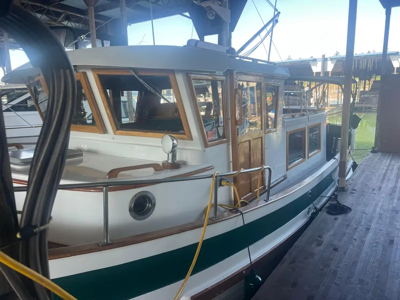 Slide: The Image of Sundowner Tug Pilothouse 1984 - 81