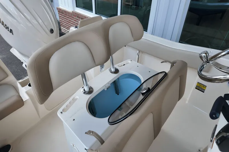 Slide: The Image of Scout 195 Sportfish 2026 - 10