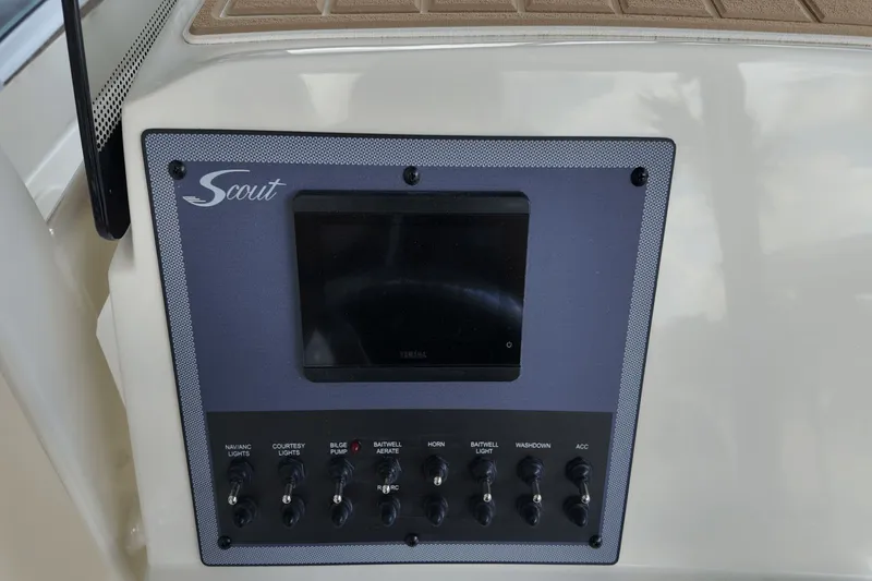 Slide: The Image of Scout 195 Sportfish 2026 - 15