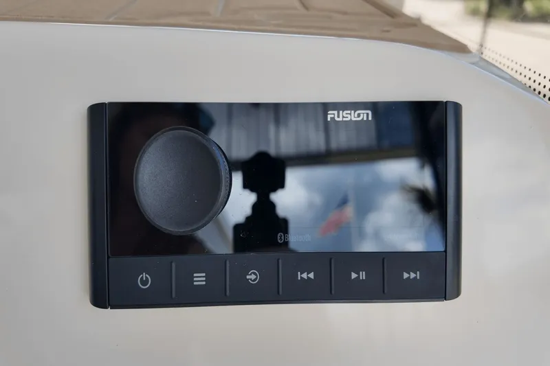 Slide: The Image of Scout 195 Sportfish 2026 - 16