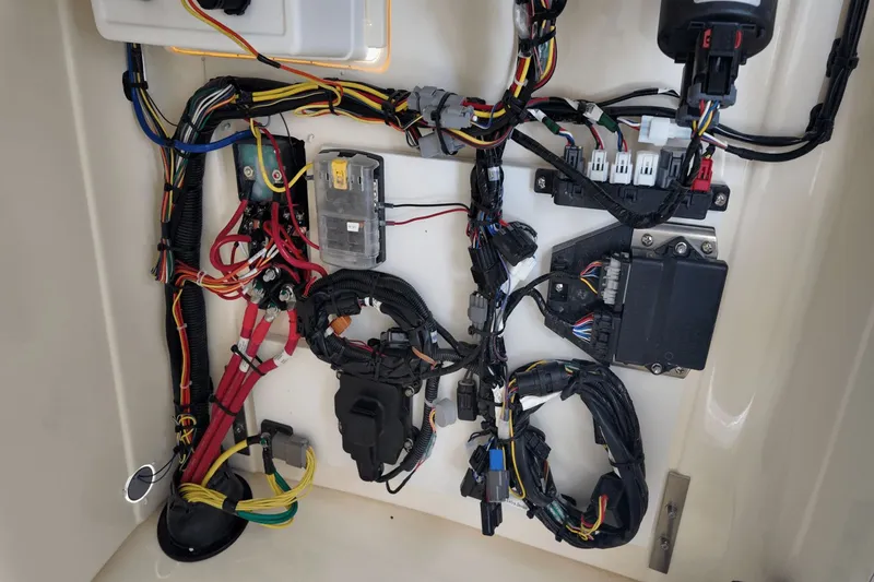 Slide: The Image of Scout 195 Sportfish 2026 - 22