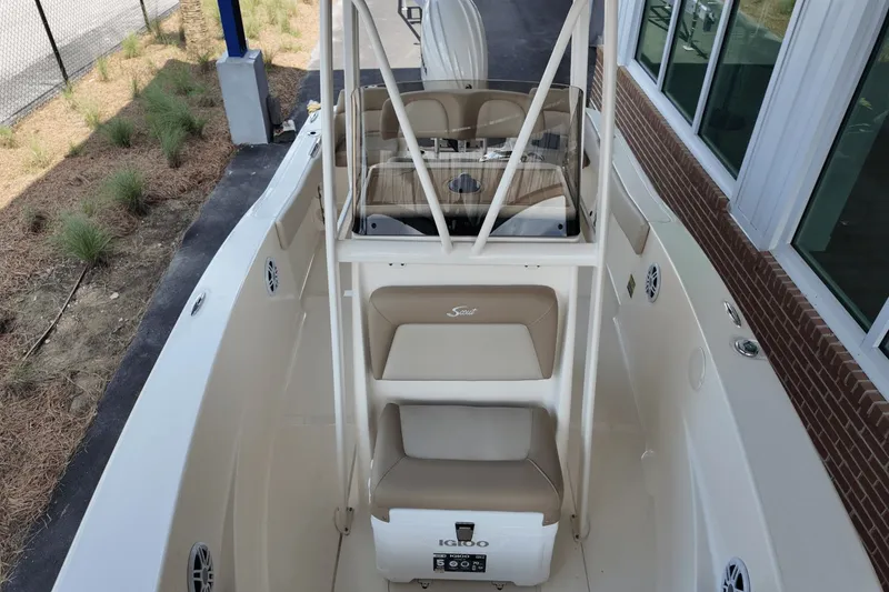 Slide: The Image of Scout 195 Sportfish 2026 - 24