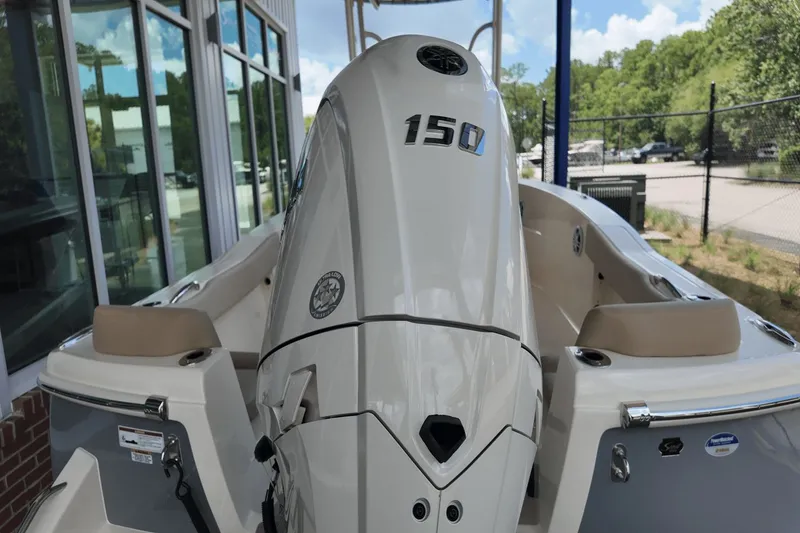 Slide: The Image of Scout 195 Sportfish 2026 - 4