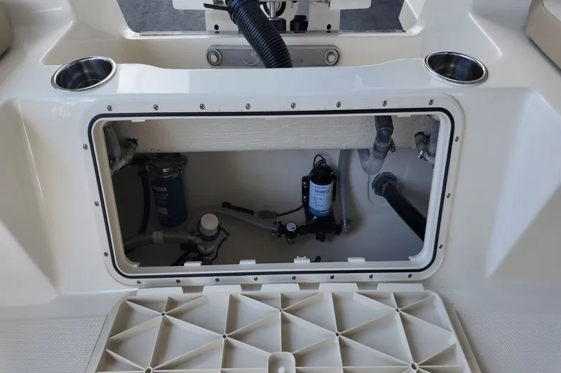 Slide: The Image of Scout 195 Sportfish 2026 - 7