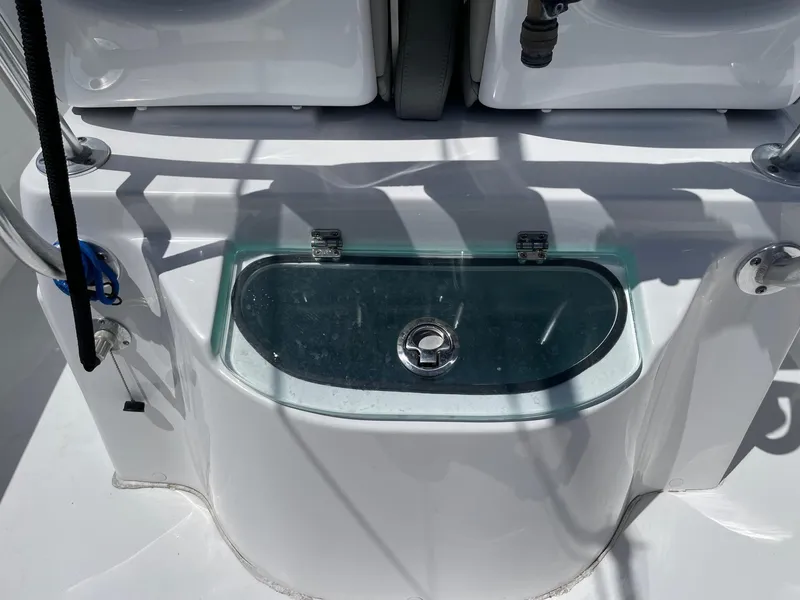 Slide: The Image of Livewell on a 2021 Cape Horn 22 OS boat, featuring a sleek design. - 16