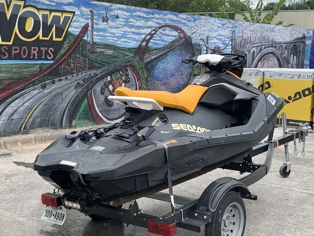 Slide: The Image of Sea-Doo Spark 2021 - 3