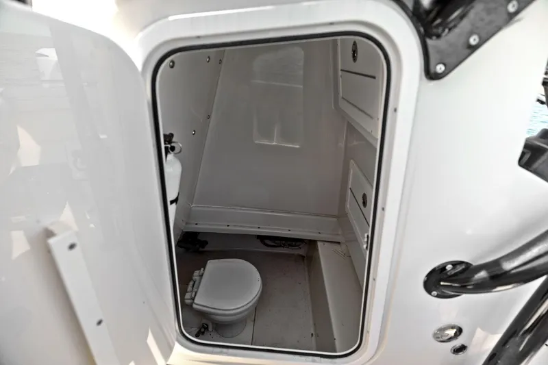 Slide: The Image of 2017 Young Boats 27 - Head - 13