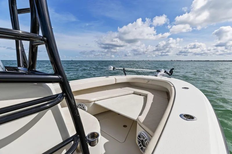 Slide: The Image of 2017 Young Boats 27 - Bow - 16