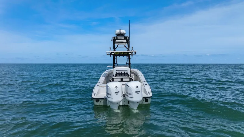 Slide: The Image of 2017 Young Boats 27 - Profile Stern - 38