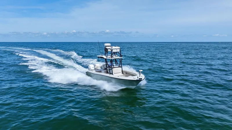 Slide: The Image of 2017 Young Boats 27 - Profile Bow 3/4 Starboard - 52