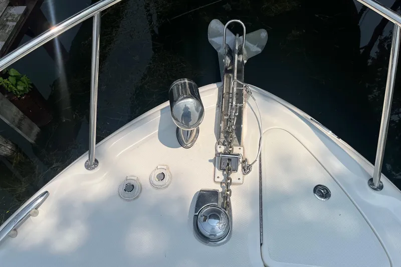 Slide: The Image of Bow of 2007 Sea Ray 290 Amberjack with anchor and railing. - 10
