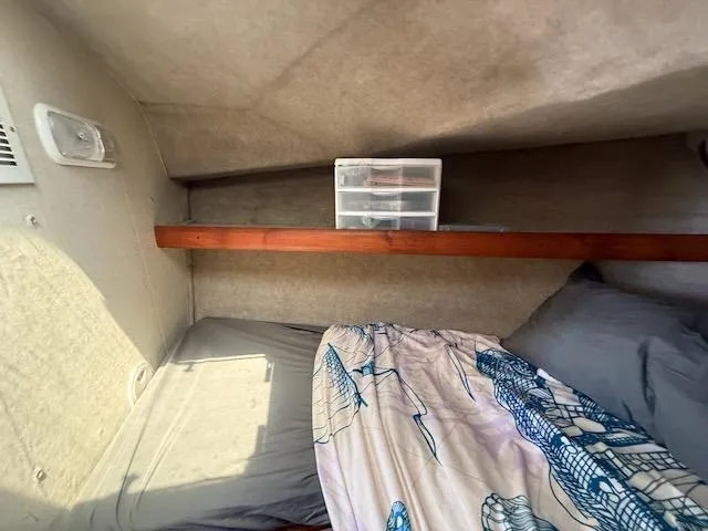 Slide: The Image of Bayliner 3288 Motoryacht 1990 - 40