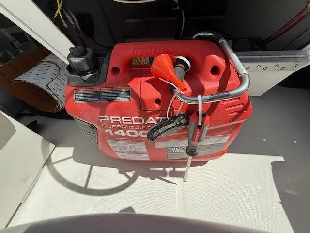 Slide: The Image of Bayliner 3288 Motoryacht 1990 - 62