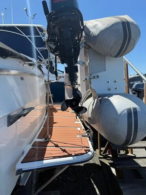 Slide: The Image of Bayliner 3288 Motoryacht 1990 - 63