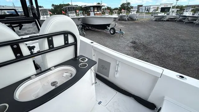 Slide: The Image of Sea Pro 262 CC 2025 - 13