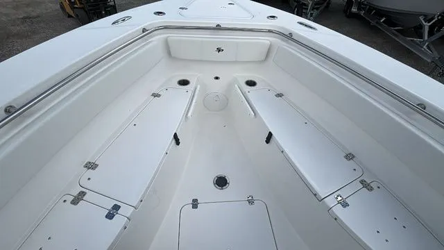 Slide: The Image of Sea Pro 262 CC 2025 - 20