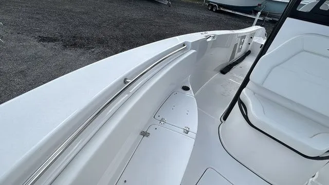 Slide: The Image of Sea Pro 262 CC 2025 - 22