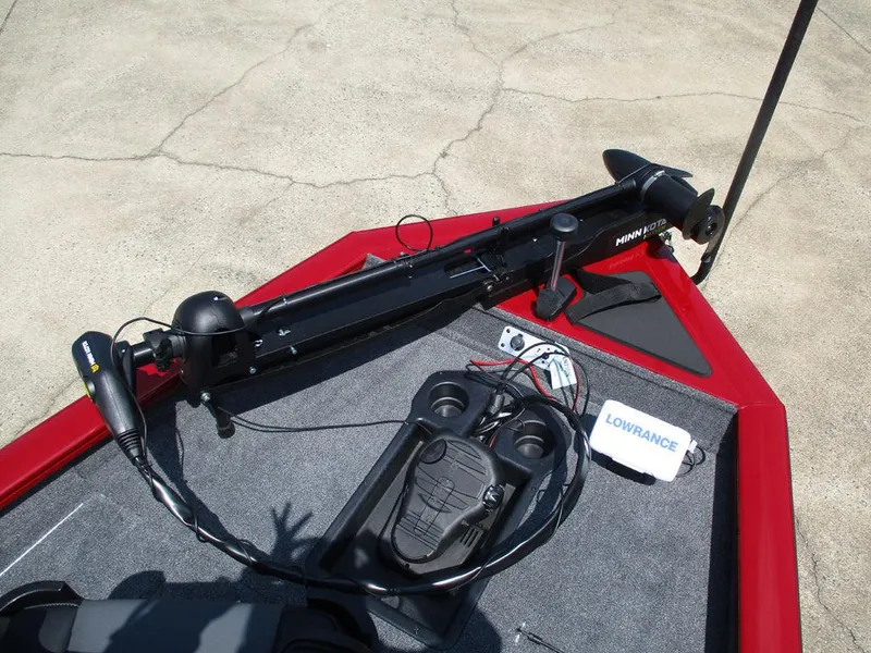Slide: The Image of 2026 Tracker Pro Team™ 175 boat with Minn Kota trolling motor and Lowrance electronics. - 10