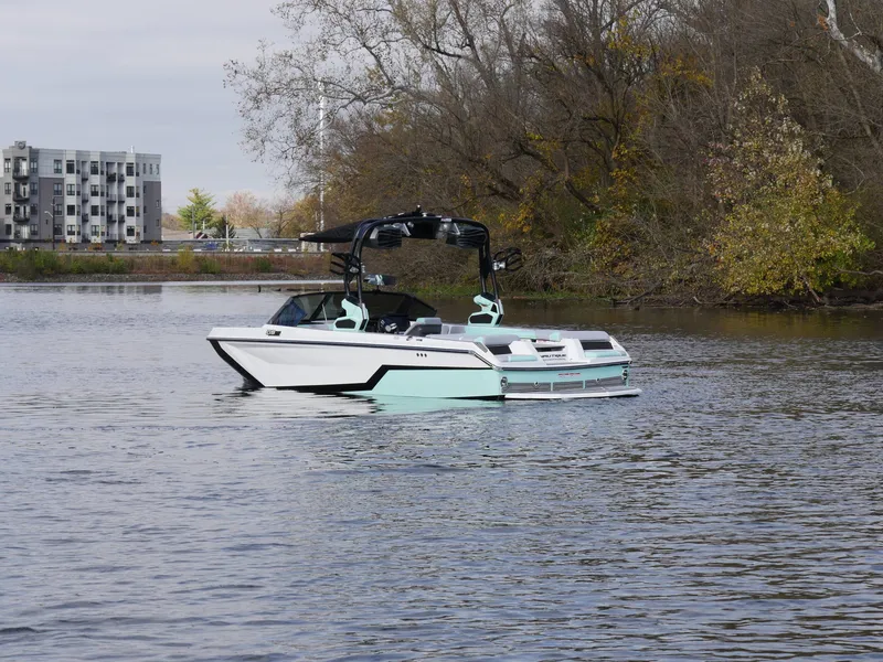 Slide: The Image of Nautique Super Air Nautique GS22 2025 - 22