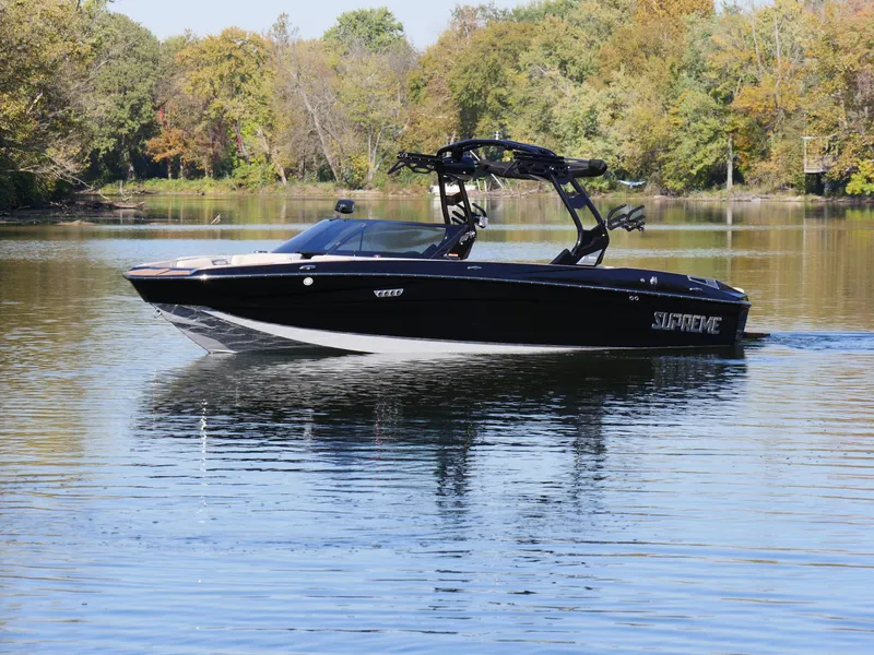 Slide: The Image of Supreme S220 2025 - 21