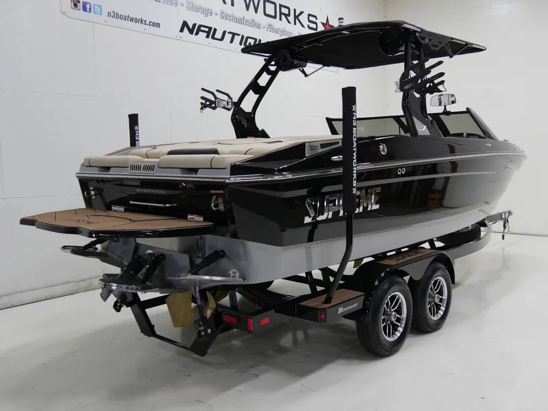 Slide: The Image of Supreme S220 2025 - 3