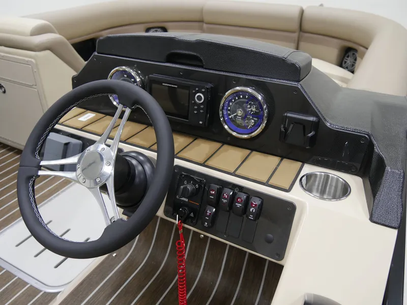 Slide: The Image of Premier 230 Sunsation RS 2025 - 12