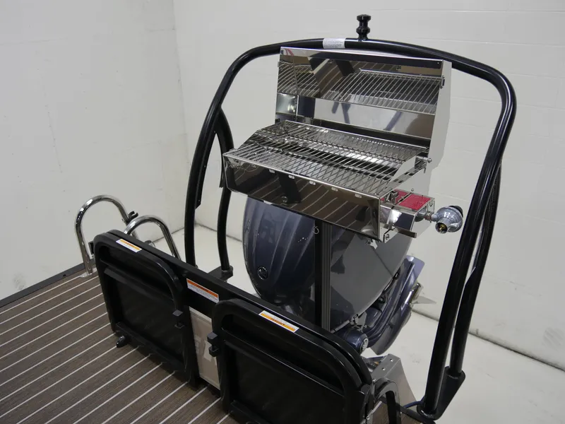 Slide: The Image of Premier 230 Sunsation RS 2025 - 24