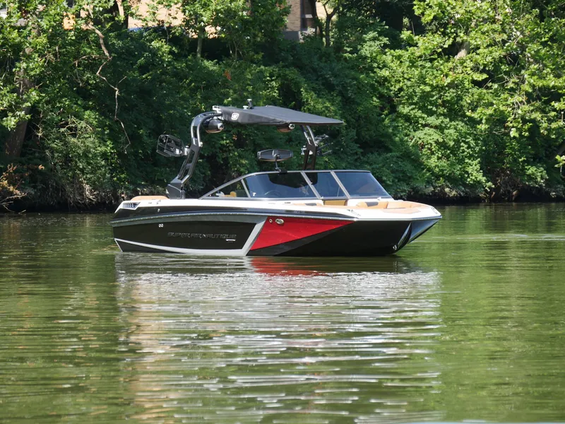 Slide: The Image of Nautique GS20 2019 - 21
