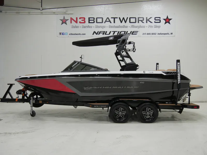 Slide: The Image of Nautique GS20 2019 - 4