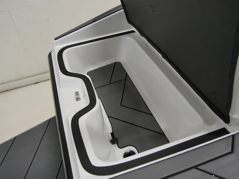 Slide: The Image of Supreme S240 2025 - 11