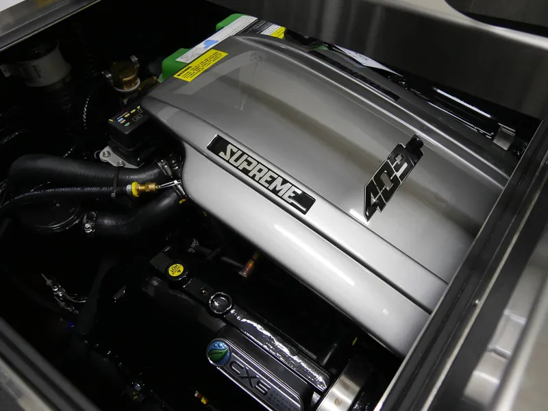 Slide: The Image of Supreme S240 2025 - 19