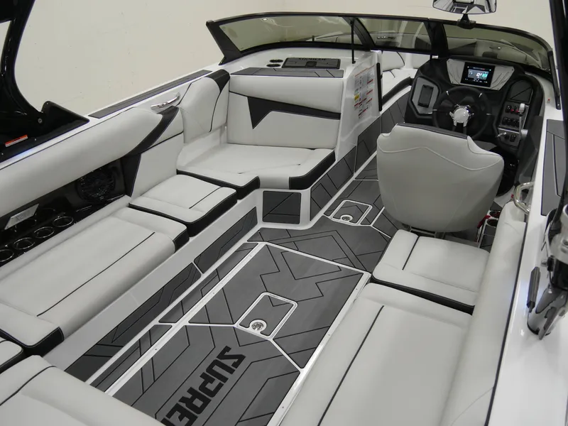 Slide: The Image of Supreme S240 2025 - 8