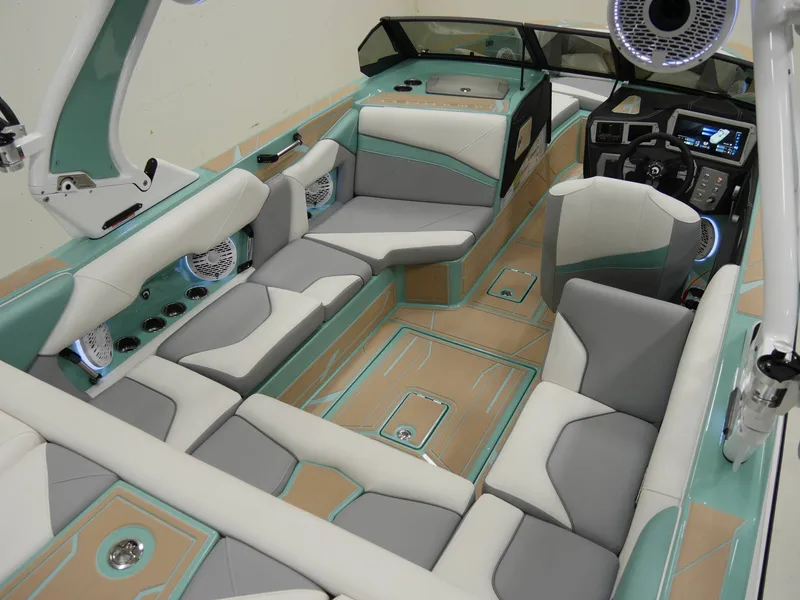 Slide: The Image of Centurion Nv233 2025 - 9