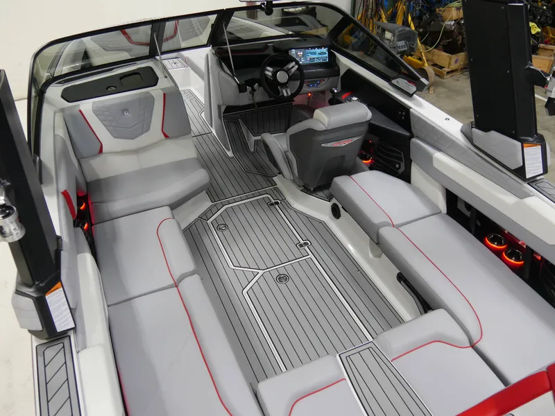 Slide: The Image of Nautique G23 2023 - 11