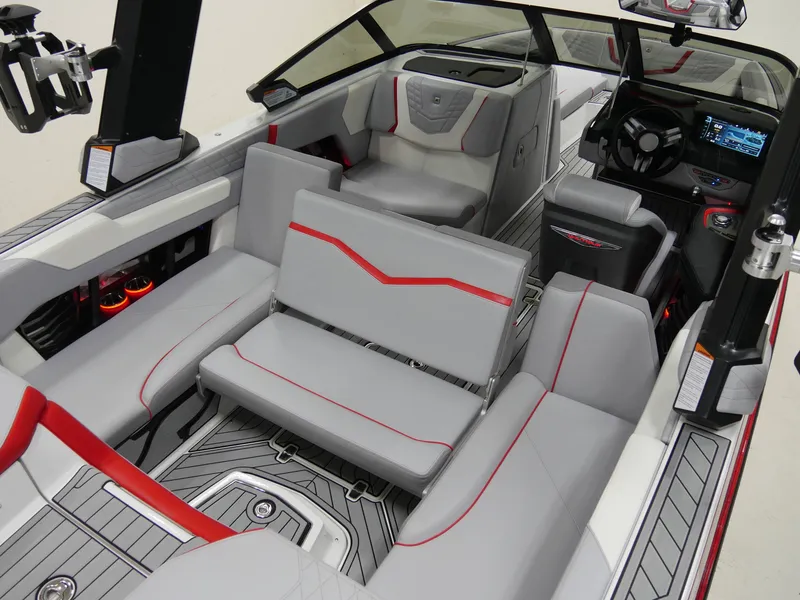 Slide: The Image of Nautique G23 2023 - 13