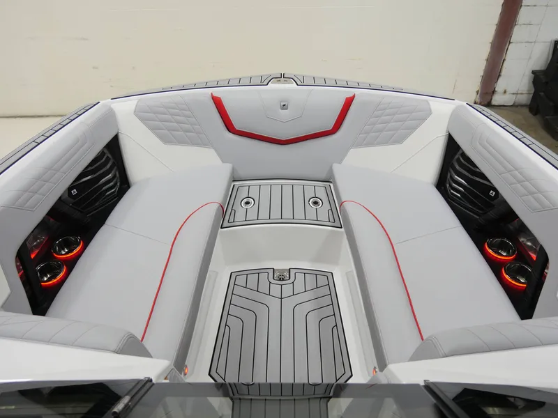 Slide: The Image of Nautique G23 2023 - 14