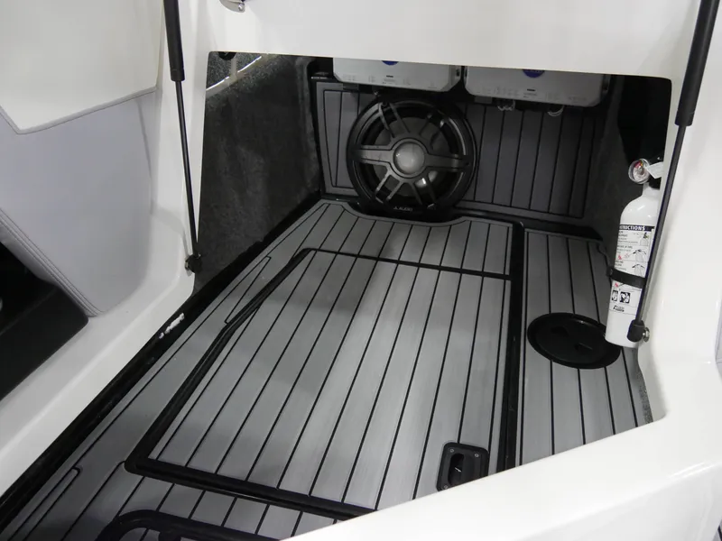 Slide: The Image of Nautique G23 2023 - 20