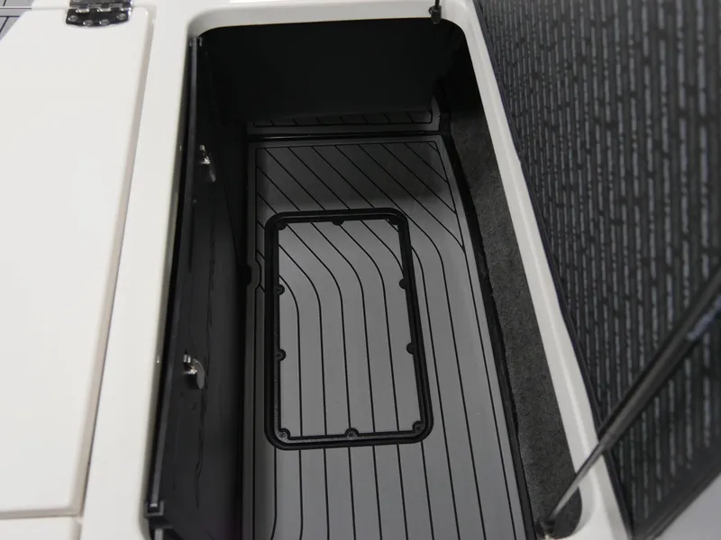 Slide: The Image of Nautique G23 2023 - 22