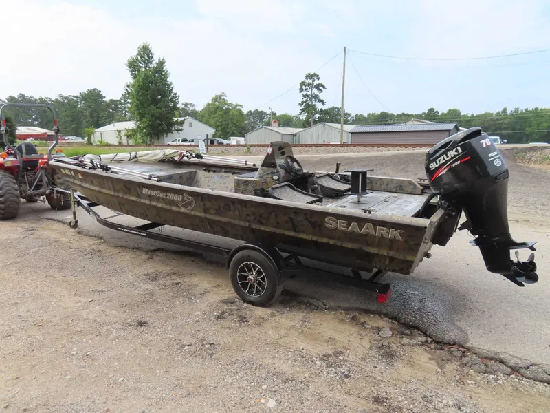 Slide: The Image of SeaArk RiverCat 2060 2016 - 5