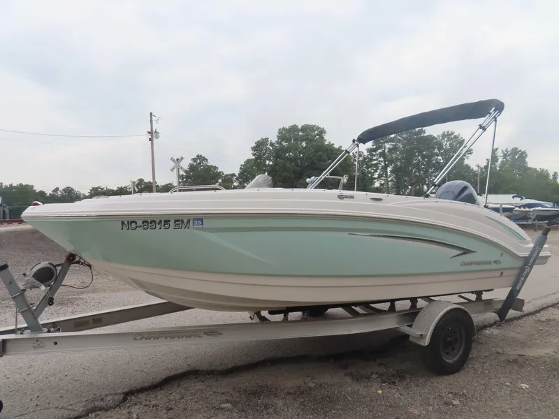 Slide: The Image of Chaparral 191 Suncoast 2018 - 10