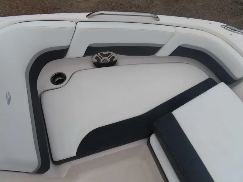 Slide: The Image of Chaparral 191 Suncoast 2018 - 25