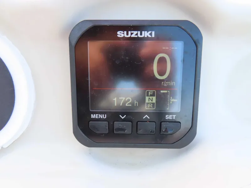 Slide: The Image of Avalon LSZ 2485 QL 2018 - 22